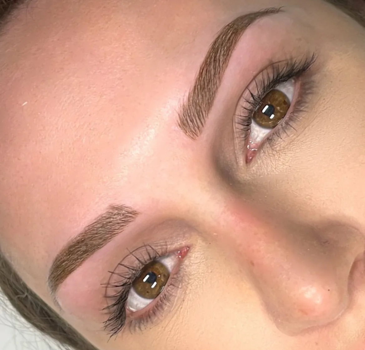 Brows and lashes combination — rotated close macro